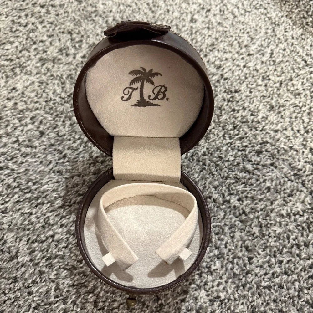 Tommy Bahama Watch Travel Case OS Round Jewelry Box Straw Faux Leather Brown